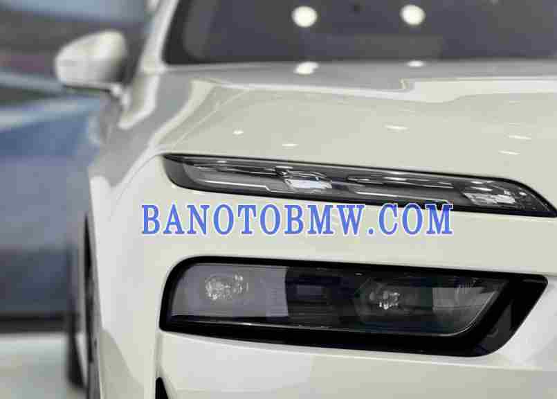 BMW 7 Series 735i Pure Excellence 2024, màu Trắng, Số tự động