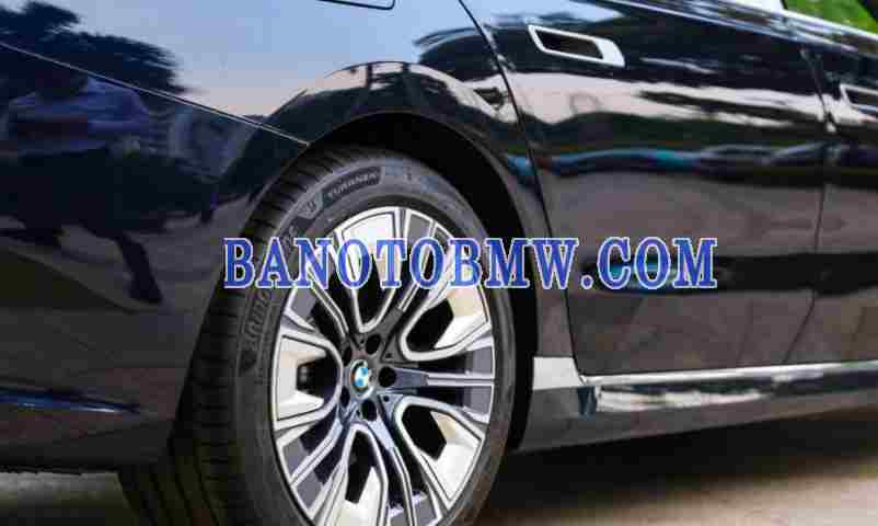 BMW 7 Series 740i Pure Excellence sx 2024 - màu Xanh - cực đẹp