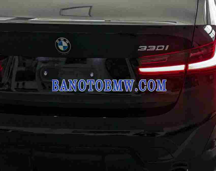 BMW 3 Series 320i M Sport năm 2024