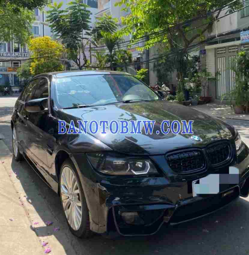 Cần bán xe BMW 3 Series 320i năm 2010 màu Đen cực đẹp