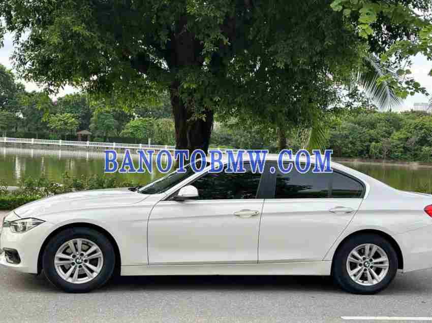 Cần bán xe BMW 3 Series 320i 2015, xe đẹp