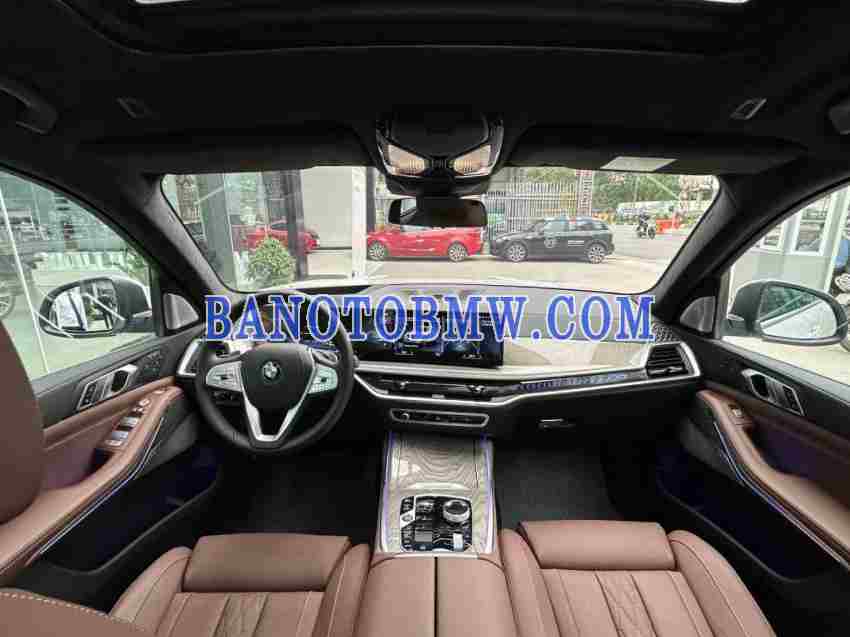 Xe BMW X7 xDrive40i tiêu chuẩn - Trắng - 2023