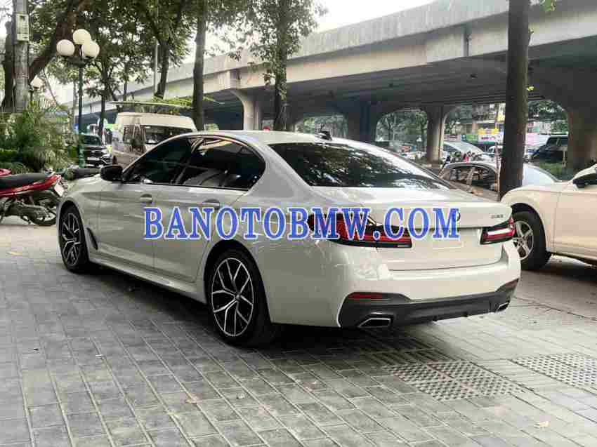 Cần bán gấp xe BMW 5 Series 530i M Sport năm 2020, màu Đen, Số tự động