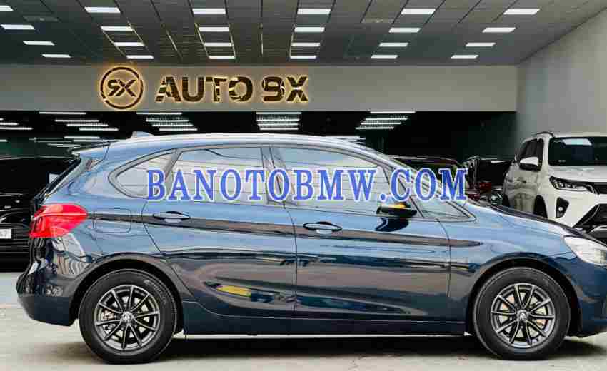 Cần bán xe BMW 2 Series 218i Active Tourer năm 2015 màu Xanh cực đẹp