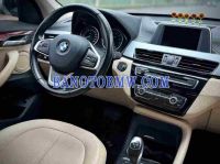 Cần bán gấp xe BMW X1 sDrive20i năm 2016, màu Trắng, Số tự động