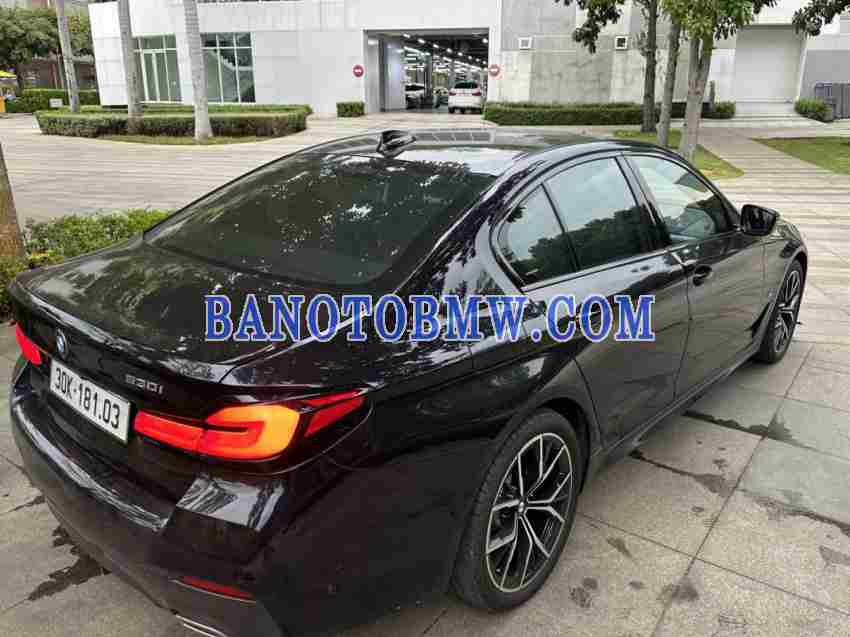 Bán BMW 5 Series 530i M Sport, màu Đen, Máy xăng, 2022