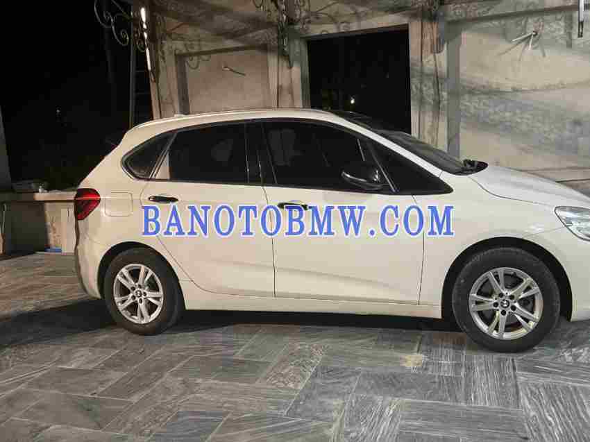 Cần bán xe BMW 2 Series 218i Active Tourer màu Trắng 2015