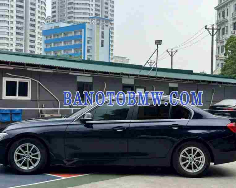 Cần bán xe BMW 3 Series 320i năm 2014 màu Xanh cực đẹp