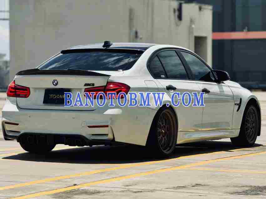 Cần bán gấp xe BMW 3 Series 320i 2017 màu Trắng