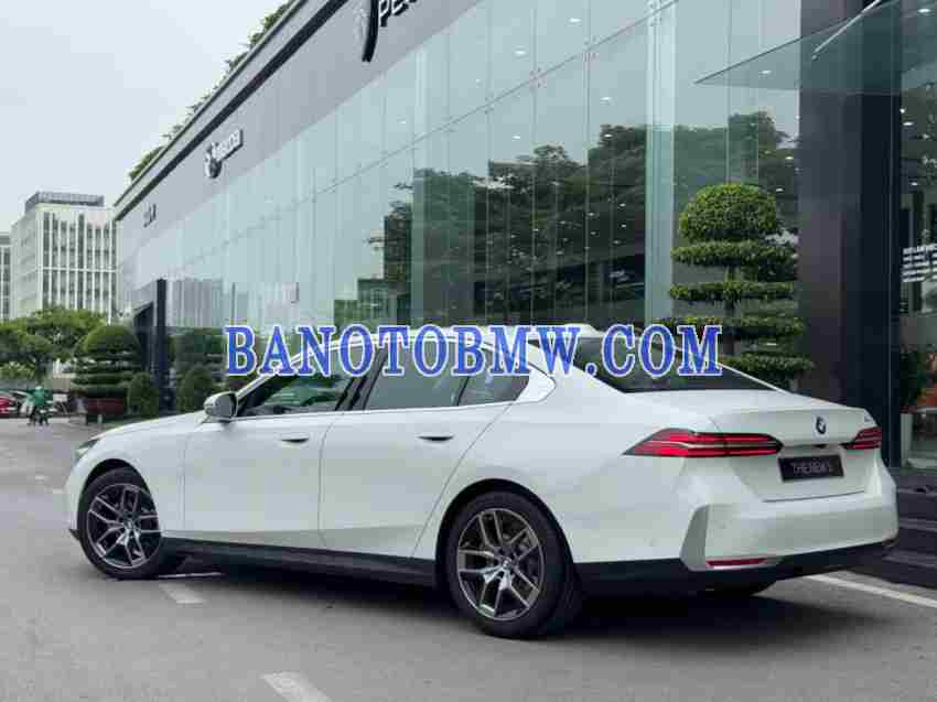 Bán xe BMW 5 Series 520i Premium năm 2025