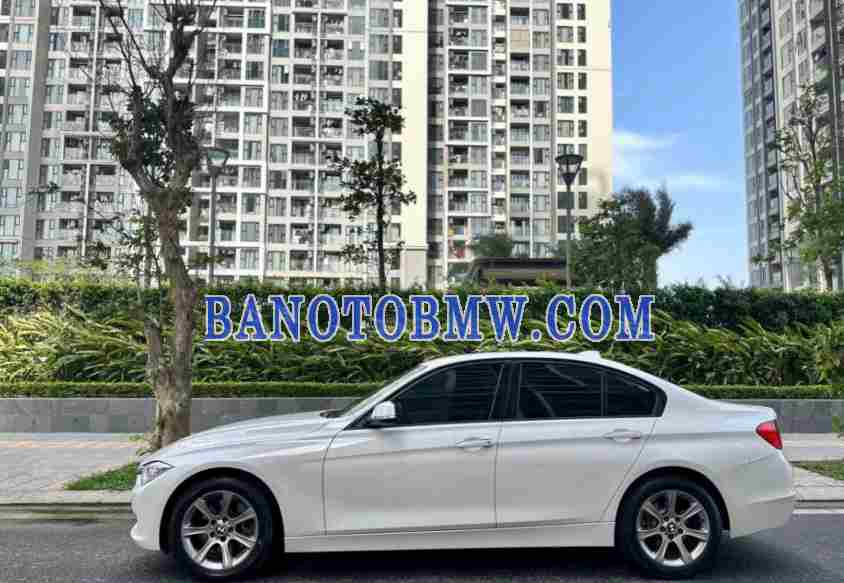 Cần bán xe BMW 3 Series 328i màu Trắng 2012