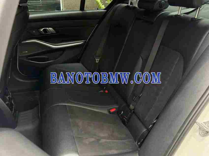 Cần bán gấp xe BMW 3 Series 330i M Sport 2023 màu Trắng