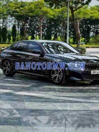 Cần bán gấp xe BMW 3 Series 330i M Sport năm 2023, màu Đen, Số tự động