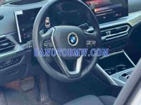 Cần bán gấp xe BMW 3 Series 320i Sport Line năm 2024, màu Trắng, Số tự động