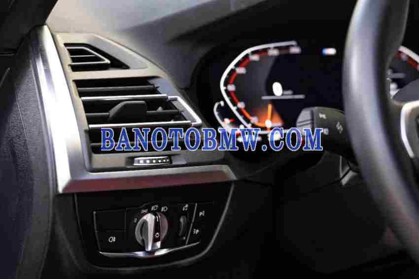 Cần bán xe BMW X3 sDrive20i M Sport màu Xanh 2024