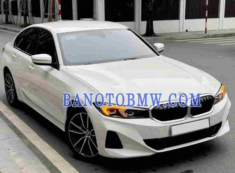 BMW 3 Series 320i Sport Line năm 2024 cần bán