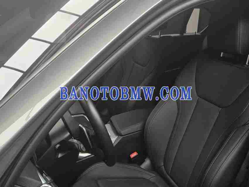 Bán xe BMW 3 Series 320i Sport Line sx 2024 - giá rẻ