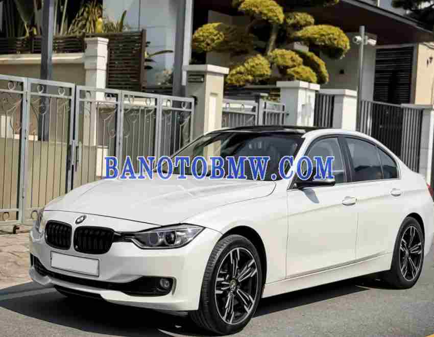 Cần bán gấp BMW 3 Series 320i đời 2014, màu Trắng