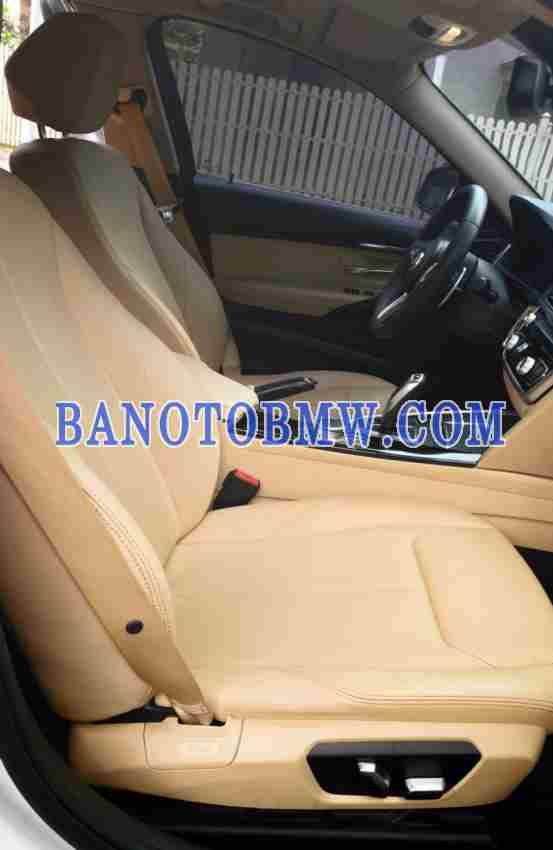 Cần bán xe BMW 3 Series 320i màu Trắng 2018