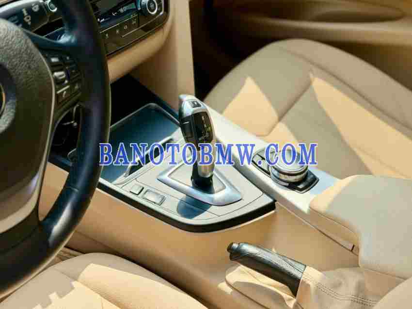 Bán xe BMW 3 Series 320i đời 2016 - Giá tốt