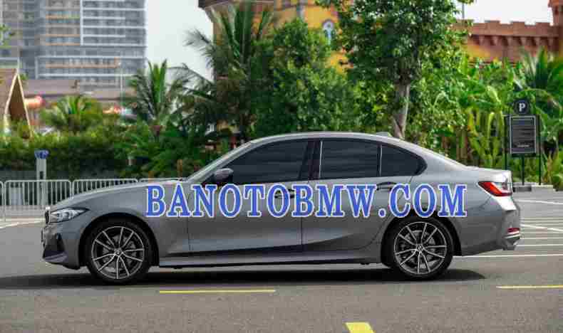 Cần bán xe BMW 3 Series 320i Sport Line màu Xám 2025