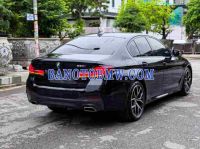 Cần bán BMW 5 Series 520i M Sport 2023 - Số tự động