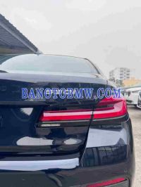 BMW 5 Series 530i M Sport 2022. Kết nối giá trị thật
