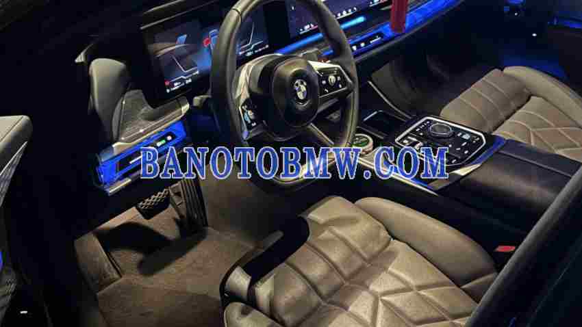 Cần bán xe BMW 7 Series 740i Pure Excellence màu Đen 2023