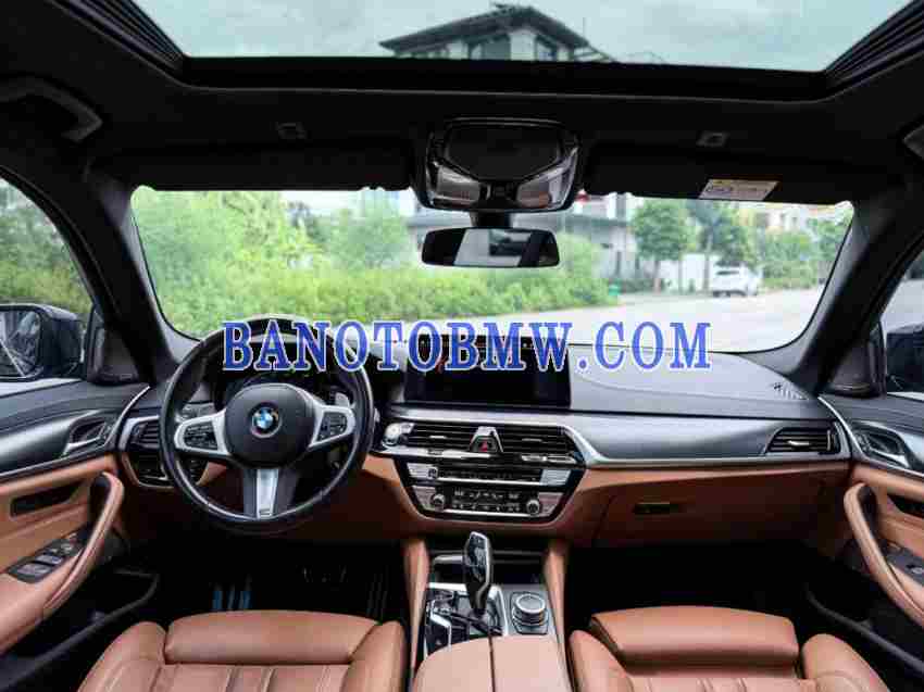 Xe BMW 5 Series 520i M Sport đời 2022 đẹp bán gấp
